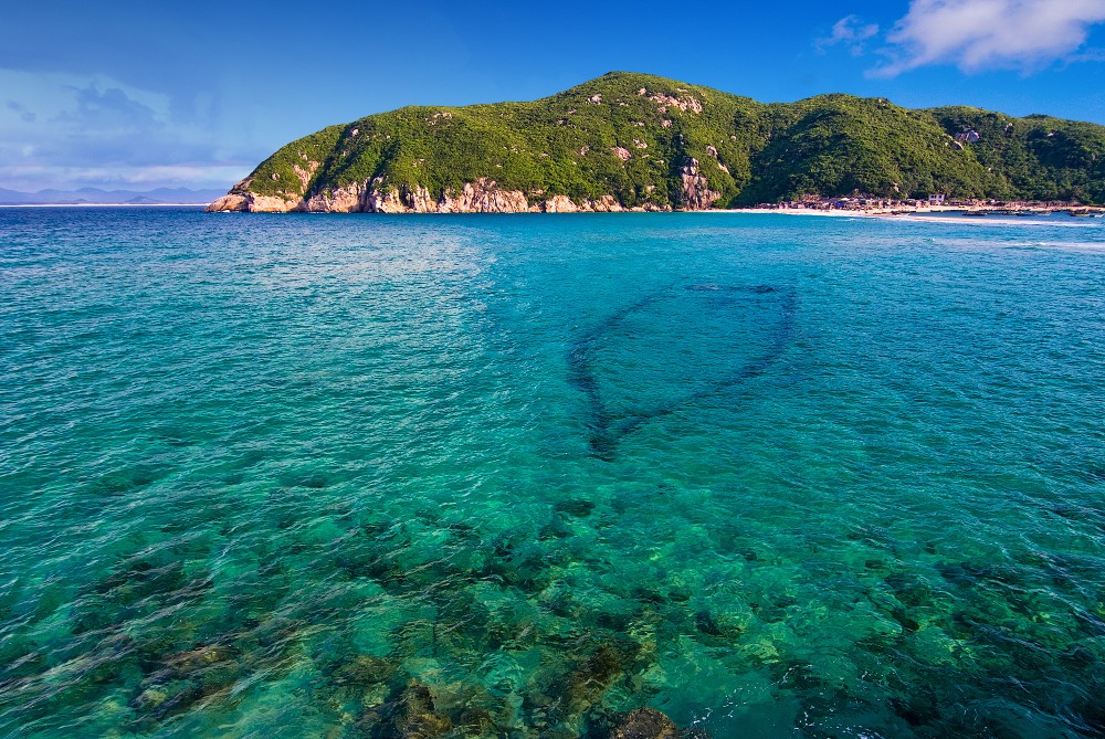 《碧海沉船 》 林竹弟.jpg