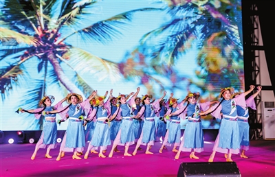 75519582f679f1c39585b05d58b7f515_syrb0318008_005_01_b.jpg